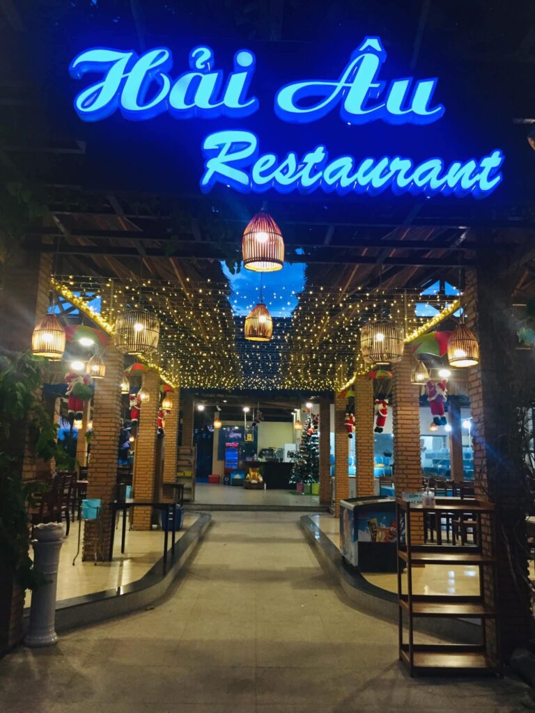 Nhà Hàng Hải âu