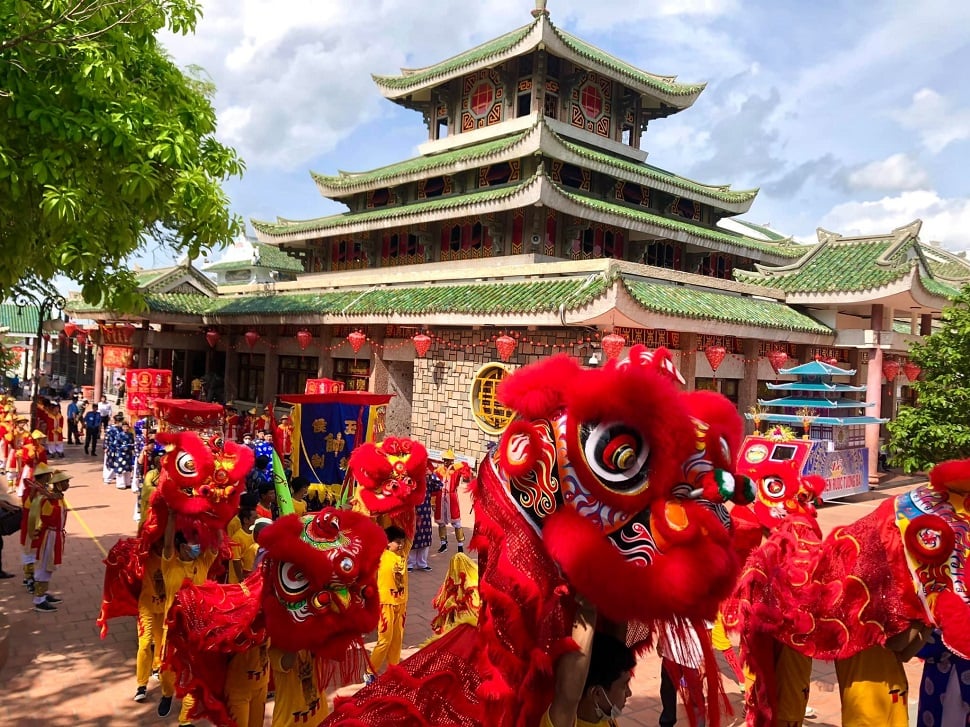 Miếu bà chúa xứ núi sam